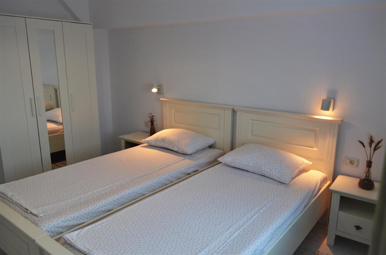 Casa Calin Hotel Crișan Kültér fotó